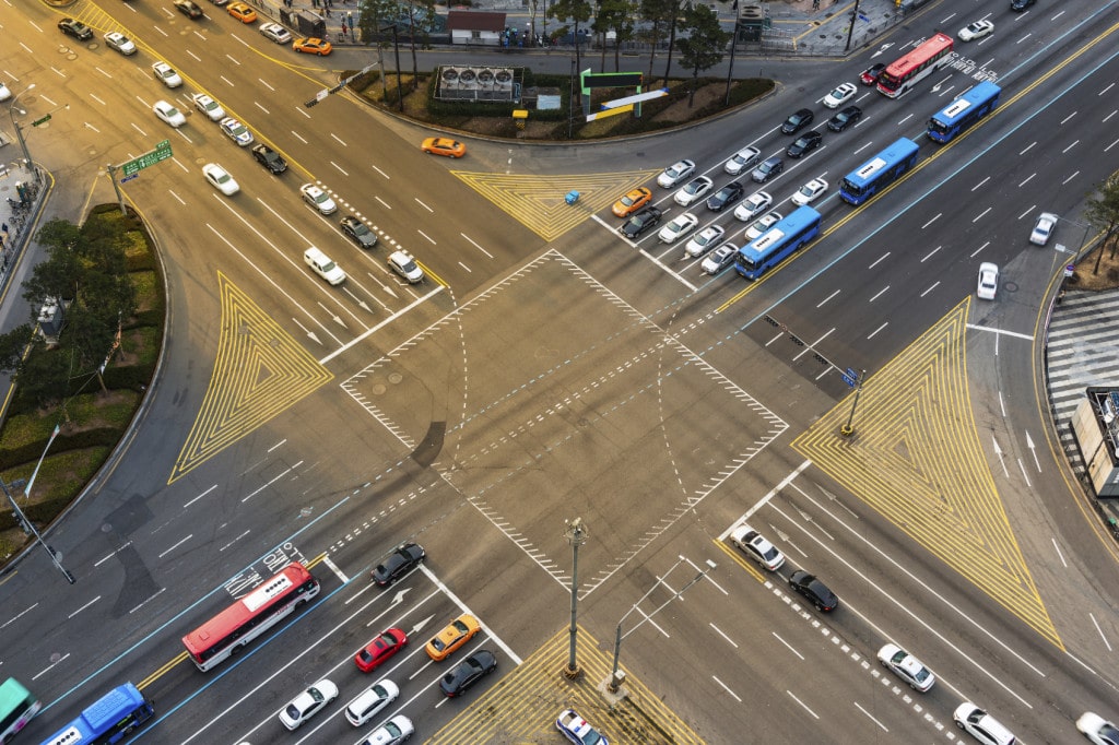 Always Be Safe & Cautious Around Charities At Traffic Intersections