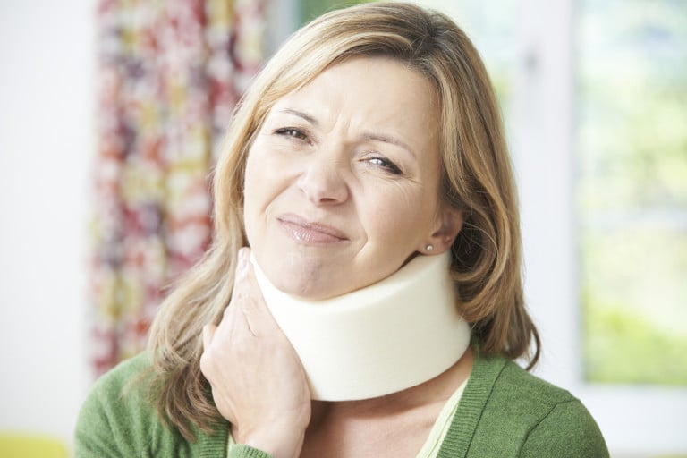 woman with a neck injury
