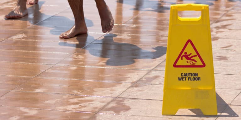 What Injuries Can You Suffer at a Swimming Pool?