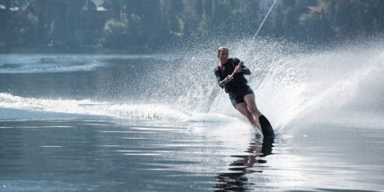 Tips for Safe Tubing, Waterskiing, Wakeboarding, and Kneeboarding