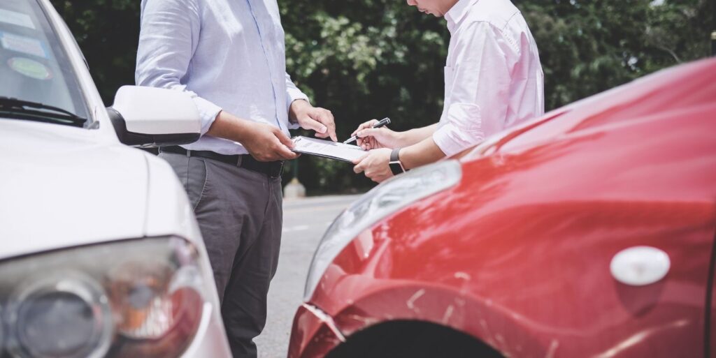 How Do Property Damage Claims Work After Crashes if You Have Collision Insurance?