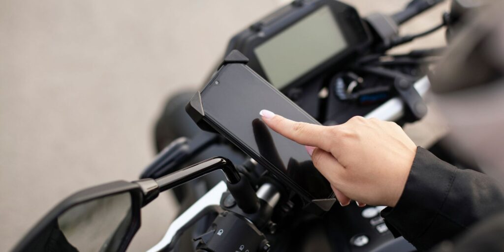 5 High-Tech Safety Features That Can Keep Motorcyclists Safer on the Road