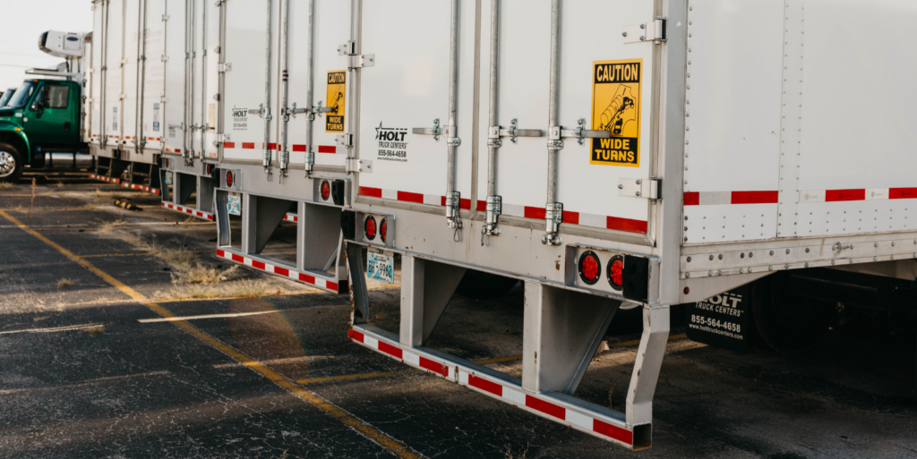 What Should I Do if I See a Truck Driving Dangerously on the Road?