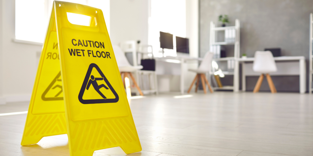 What Does a Slip-and-Fall Injury Lawyer Do During Their Investigation?